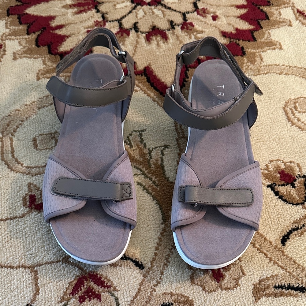 Traq by Allergia Sandals